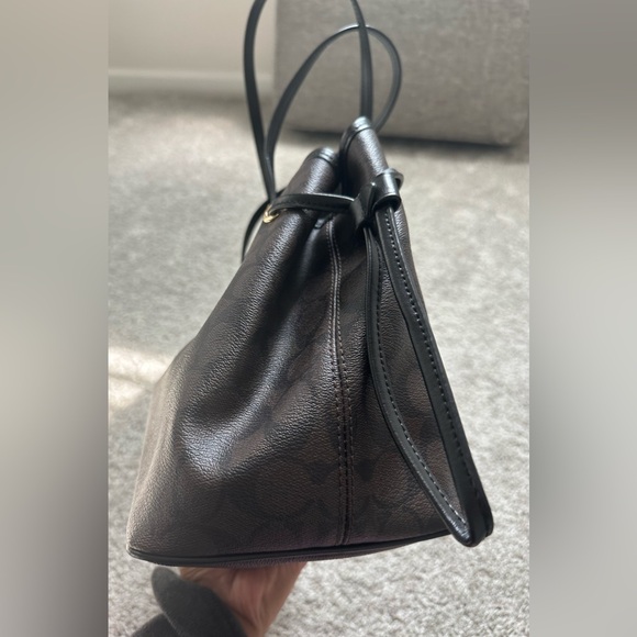 Coach Tote with Black Trim - Picture 7 of 14